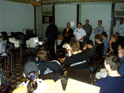 [Photo: Starcat demonstration]