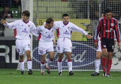 [Photo: Lyon soccer shirt with Atari logo]