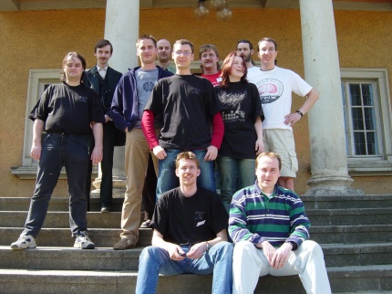 [Photo: Big group picture]