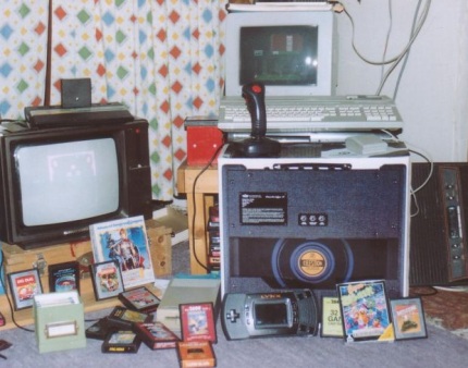 [Photo: Atari Lynx and VCS]