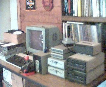 [Photo: Del McCool's Atari collection]