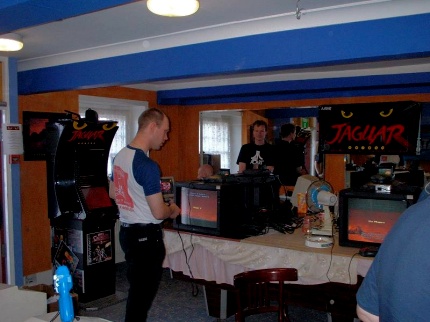 [Photo: Gary Taylor configuring Air Cars]