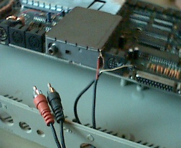 [Photo: Strange black wire coming from the RF tuner]