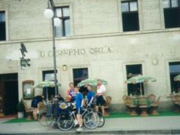 Ob�d v hostinci U �ern�ho orla.