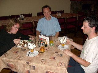 P�ihr�dka na zmrzlinu byla po��d pr�zdn�... :-)