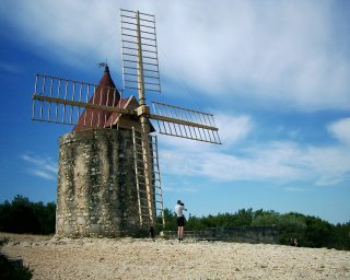 Na fotografii je u ml�nu vyfotografov�n Honza jak n�co fotografuje. ;-)