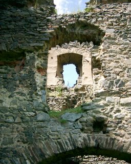 Okna Vesm�ru doko��n.