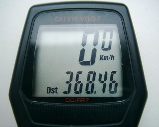 Pane�ku, v�dy� to je vzd�lenost dvakr�t z Prost�jova na Prad�d a zp�tky. :-o