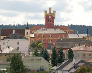 Op�t velmi p�ibl�eno d�ky Momovu zoooooooomu.