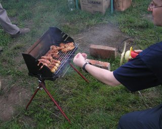 Ventil�tor grilov�n� zachr�nil.