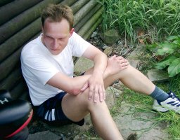 Pavel odpo��v� ve st�nu st�nku.