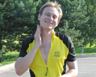 Zn�te to: Kdo ma�e... A pak se nen� co divit, �e mu to tak jede.