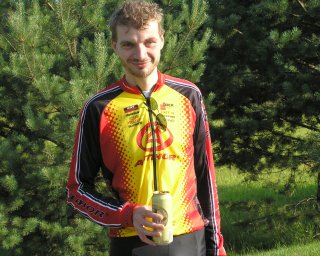 Pivo v ka�d� plechovce, pivo v ka�d� l�hvi, pivo v ka�d�m pivu!