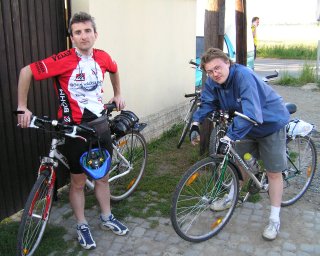 Jsme dob�� herci a um�me ud�lat kr�sn� ud�en� obli�eje.