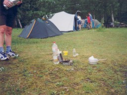 Va��me ve�e�i v kempu pod Malou Fatrou (z�ti�� s va�i�em a doln� polovinou Sopt�ka).