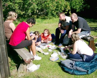 Sn�dan� v tr�v�. N�kte�� nedaj� dopustit na jezen� v poloze v le�e na b�i�e. Kdo jednou zkusil, u� nikdy nechce jinak. ;-)